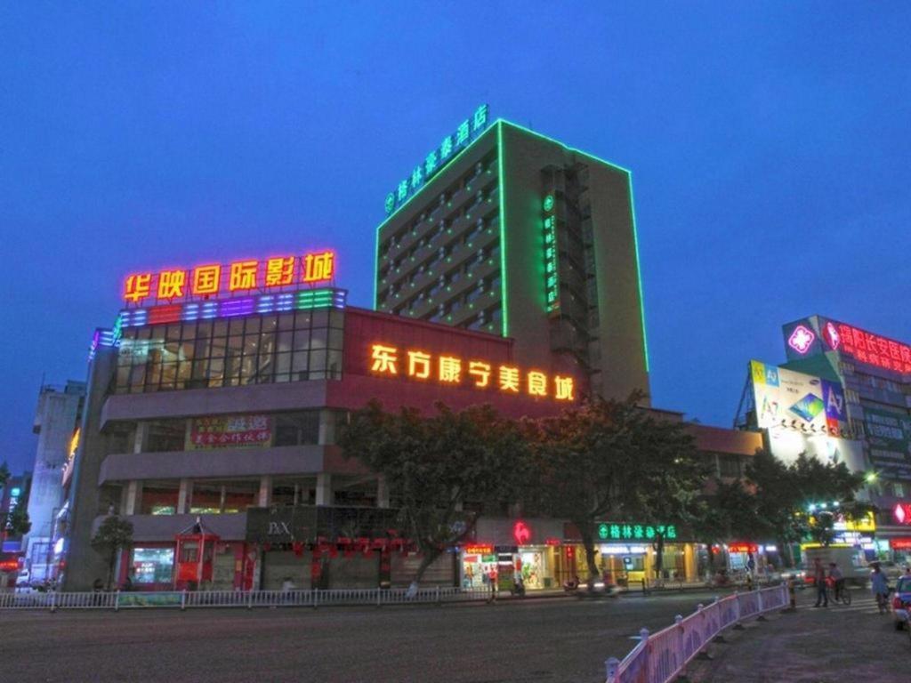 Greentree Inn Guangdong Jieyang Bus Terminal Station Ronghua Avenue Business Hotel Exterior foto